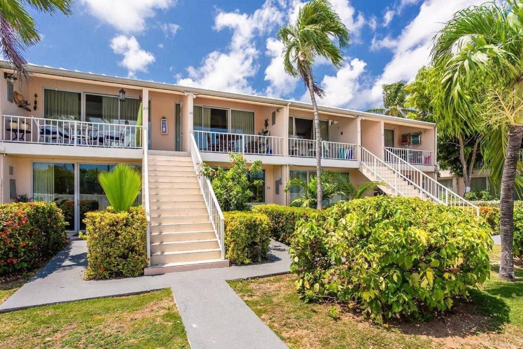 Beach Living At Island Pine Villas George Town Exteriér fotografie