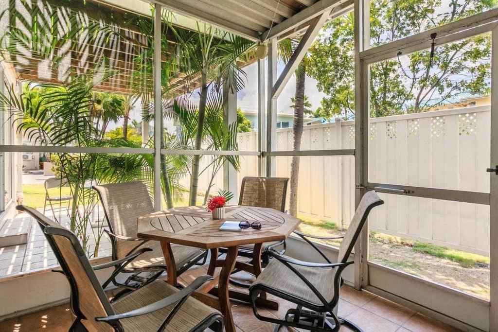 Beach Living At Island Pine Villas George Town Exteriér fotografie
