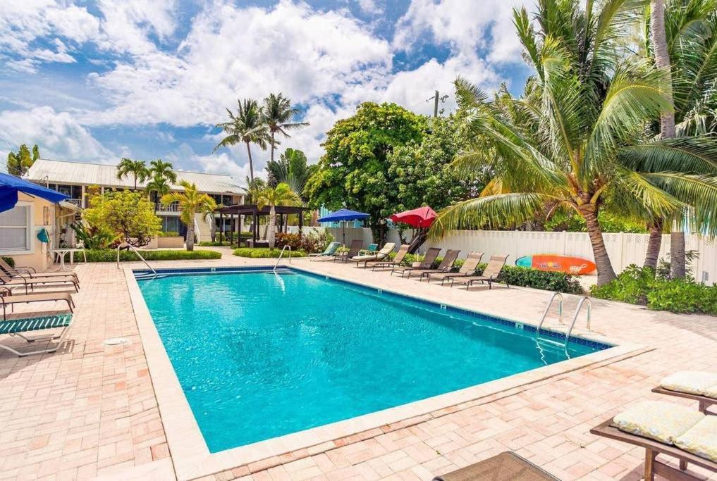 Beach Living At Island Pine Villas George Town Exteriér fotografie
