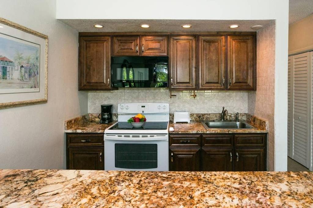 Beach Living At Island Pine Villas George Town Exteriér fotografie